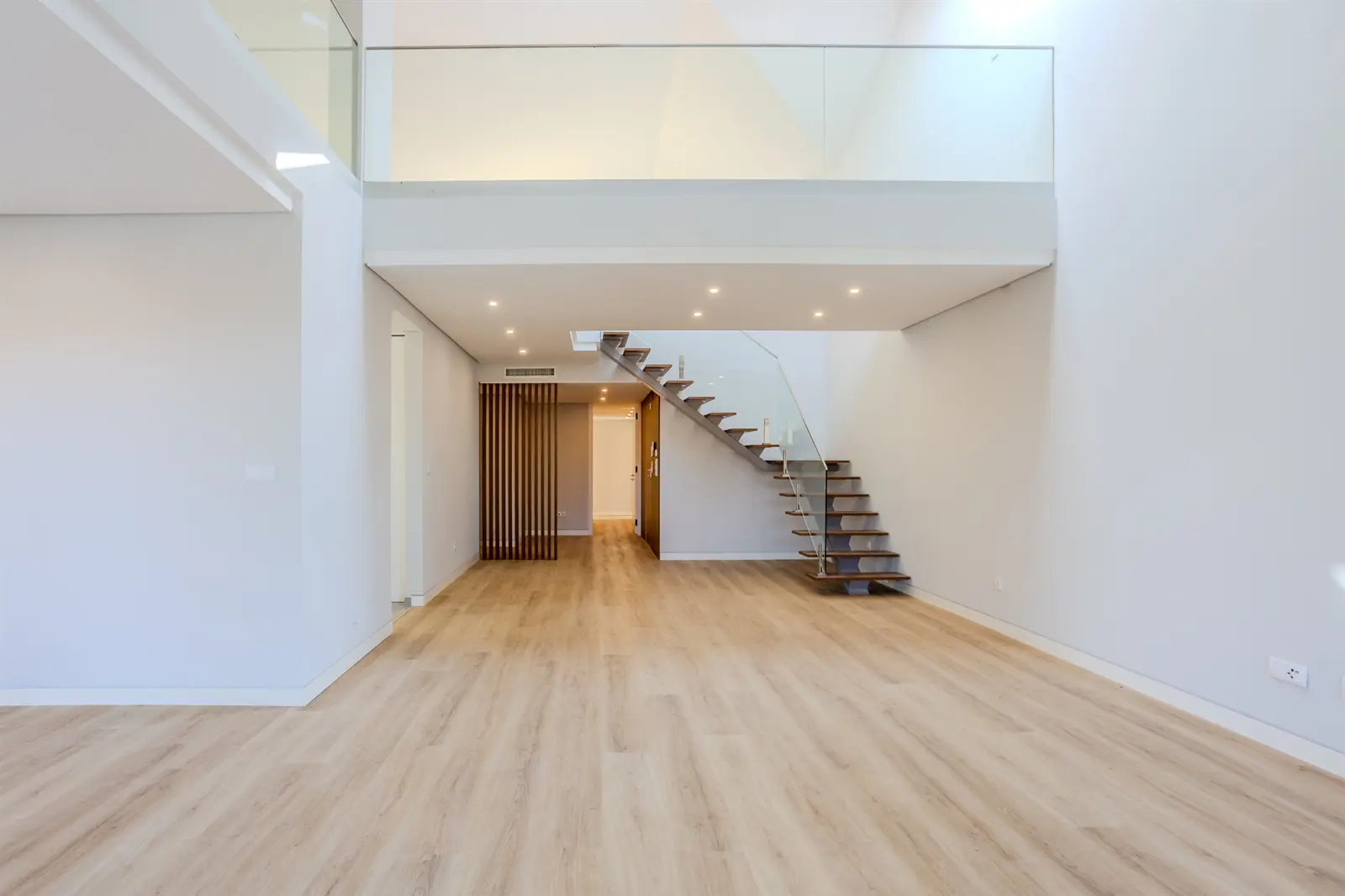 04 living room Carcavelos Central Duplex