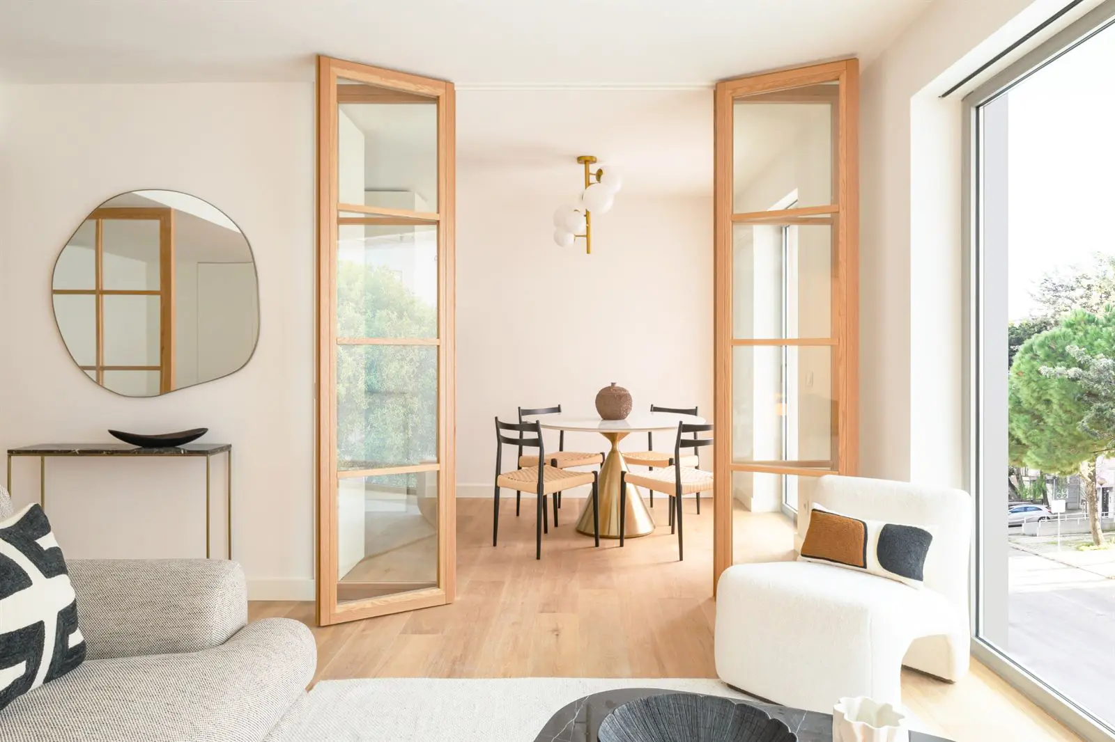 3 Bedroom Apartment In Lisbon Parque das Nações With Balcony Suite And Double Garage