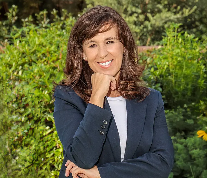 Cristina Pereira Shedule A Meeting