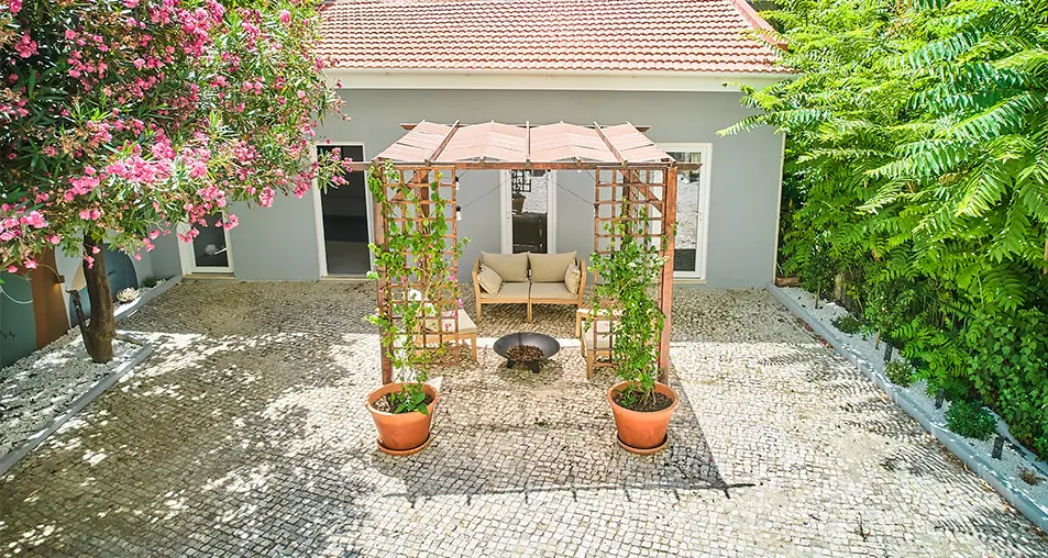 6 Bedroom Luxury Apartment With Terrace For Sale In Bairro Alto Lisbon 02