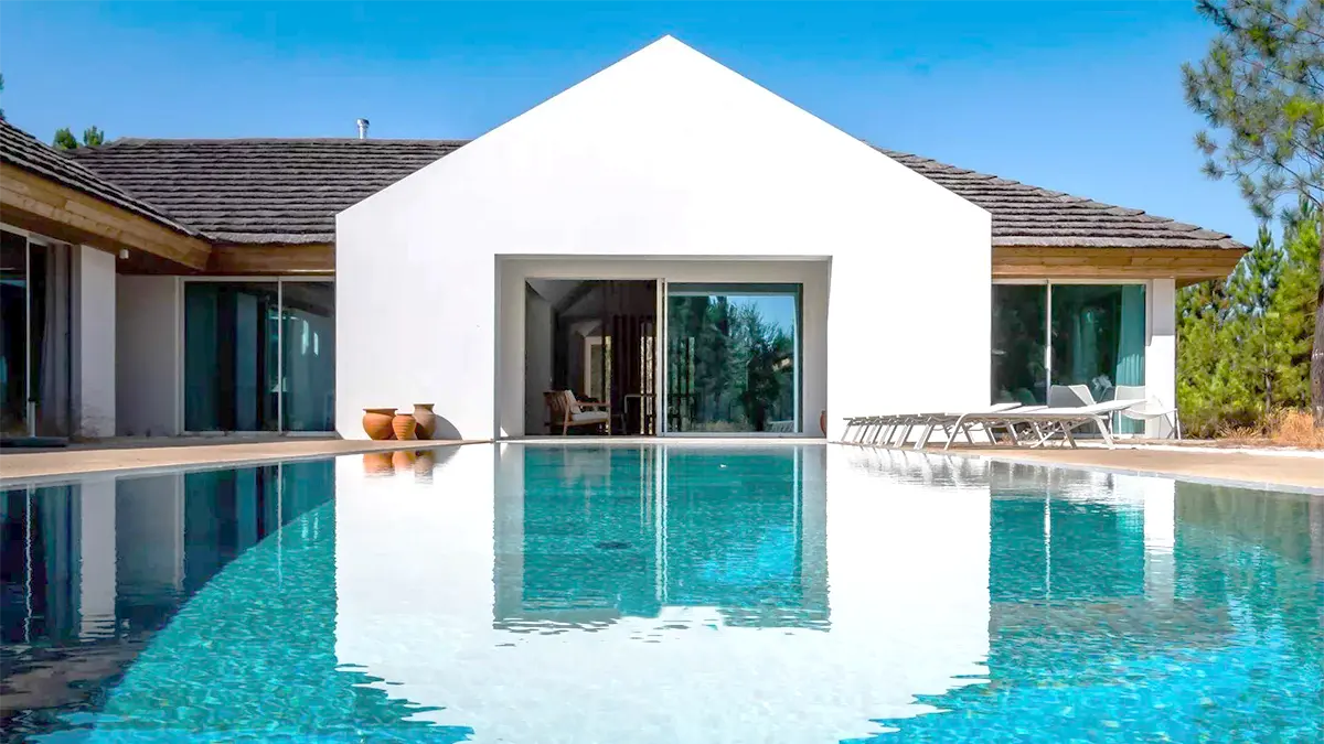 Message From Cristina Pereira