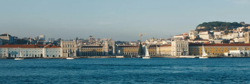 Praca Do Comercio Waterfront