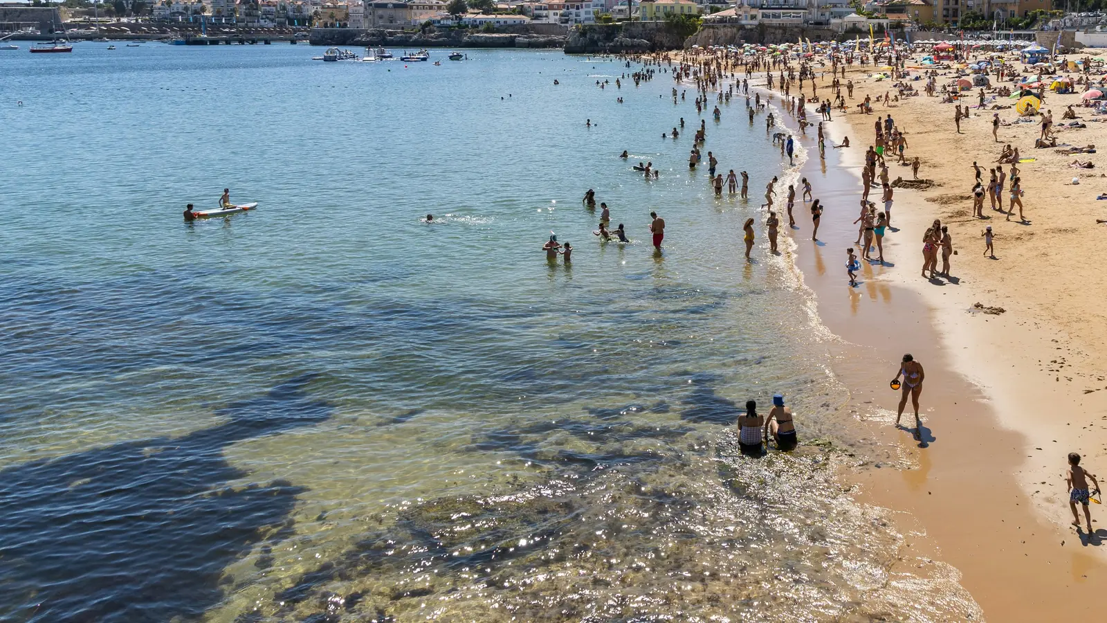 Crowded Cascais beach