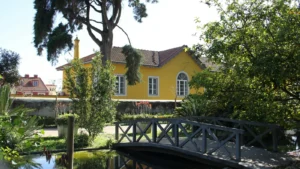 Yellow House Garden Bridge