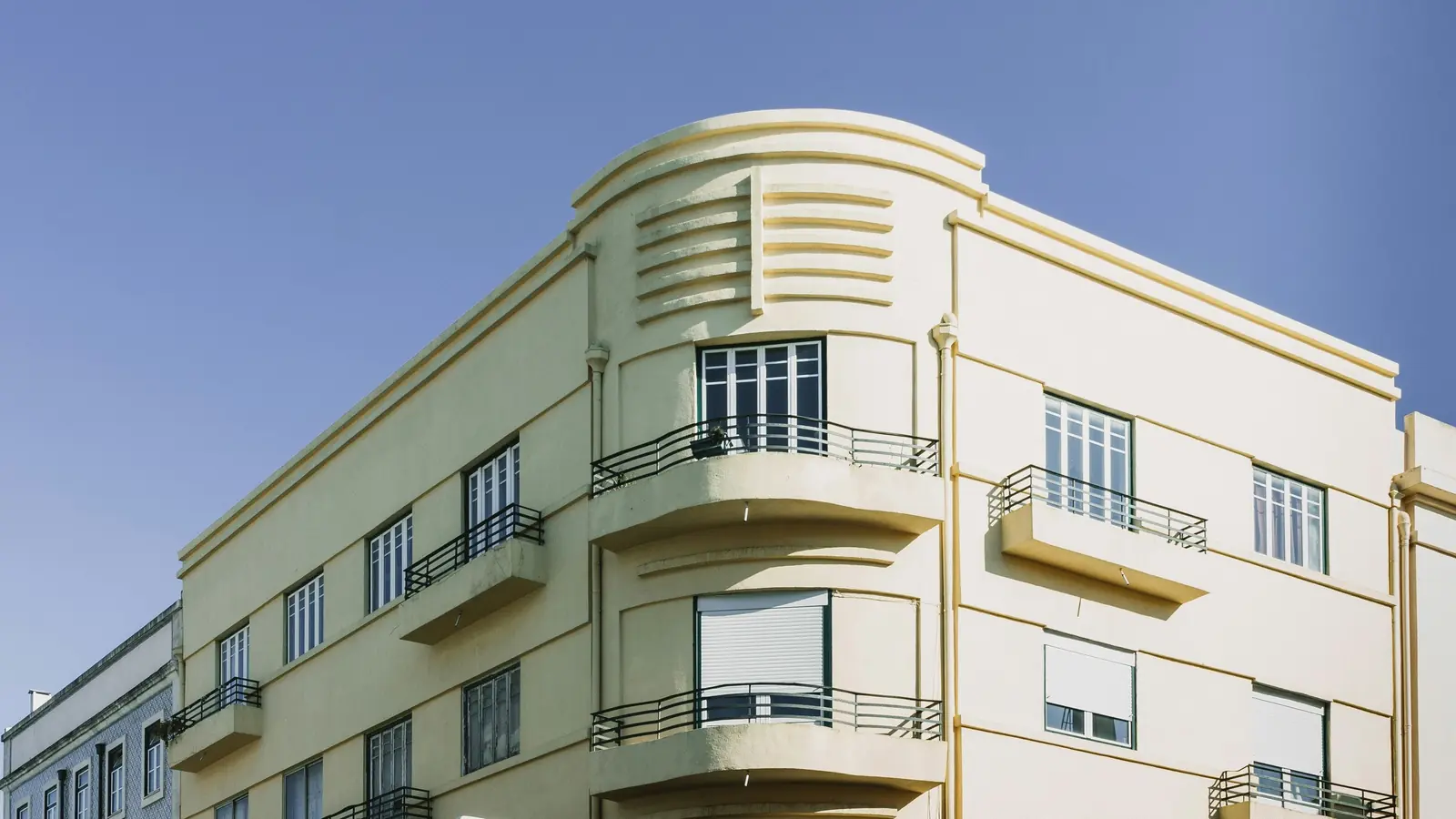Art Deco Corner Building